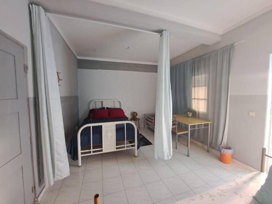 In The Heart Of Praia - Family B&B ภายนอก รูปภาพ